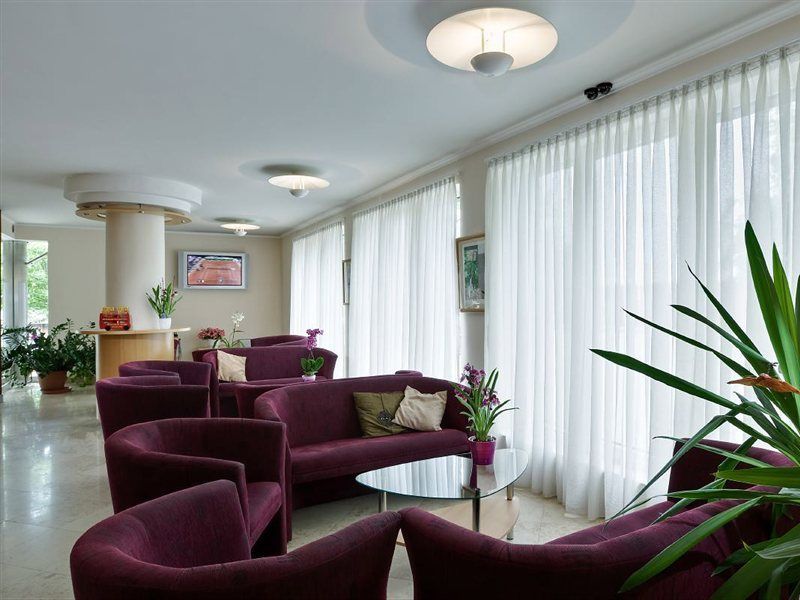 ヤッゲロー ビジネス ホテル ブダペスト エクステリア 写真